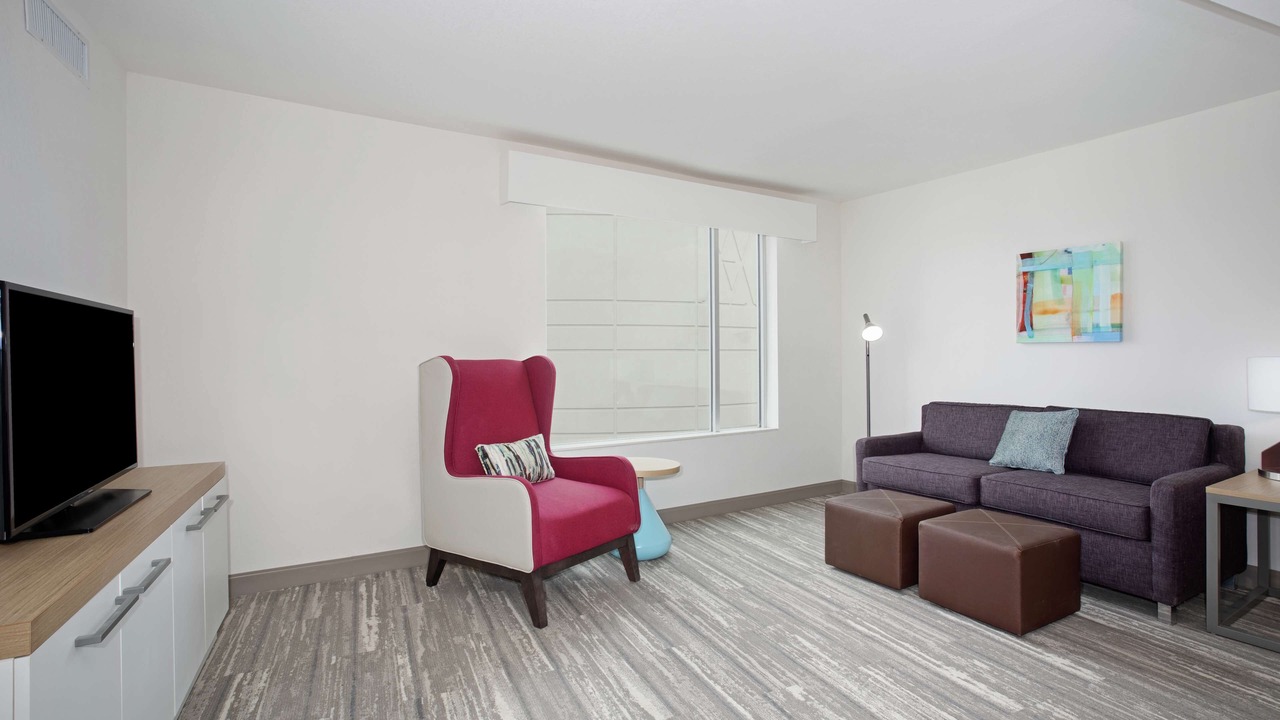 Photo of Bedroom in Aksarben - Elmwood Park
