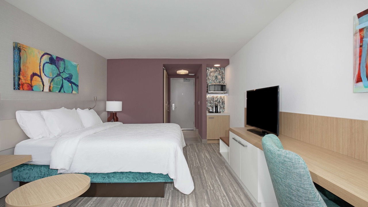 Photo of Bedroom in Aksarben - Elmwood Park