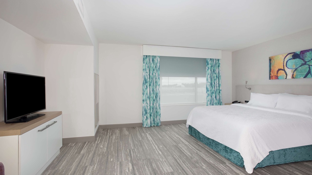 Photo of Bedroom in Aksarben - Elmwood Park