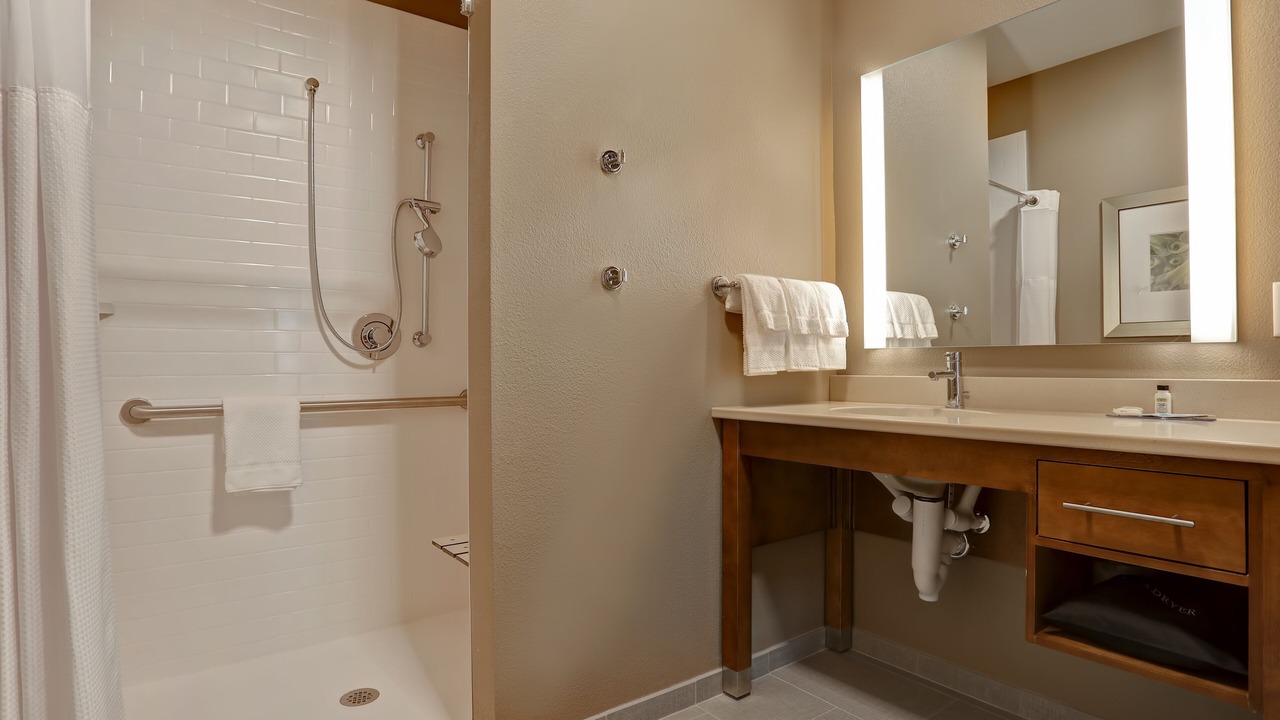 Photo of Bathroom in Overland Park