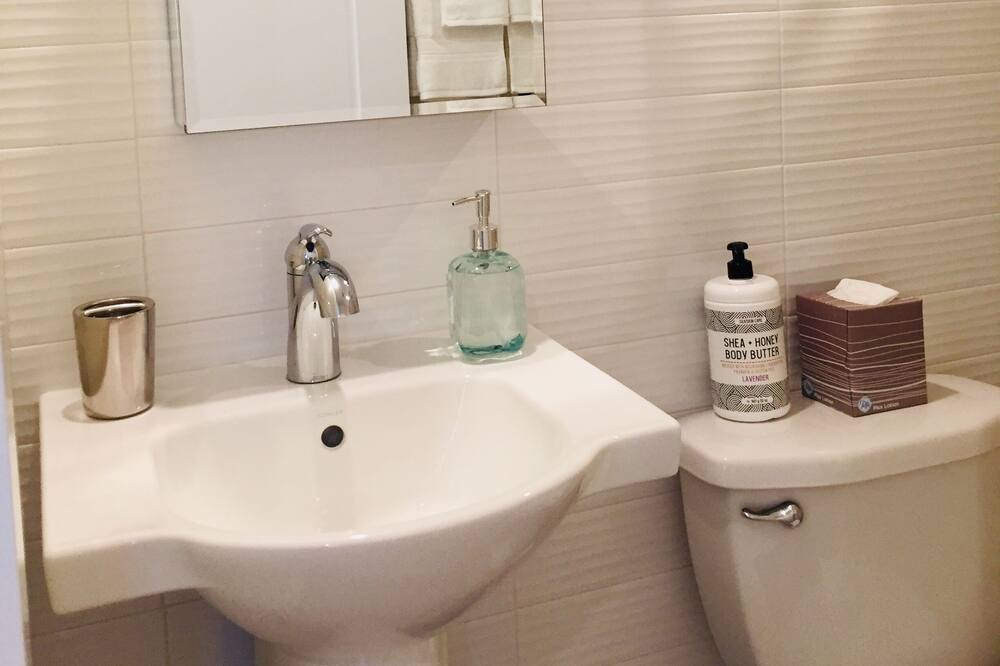 Photo of Bathroom in Martin Acres