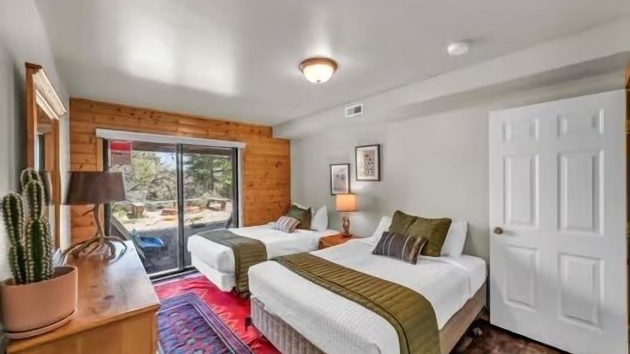 Photo of Bedroom in Long Valley Junction