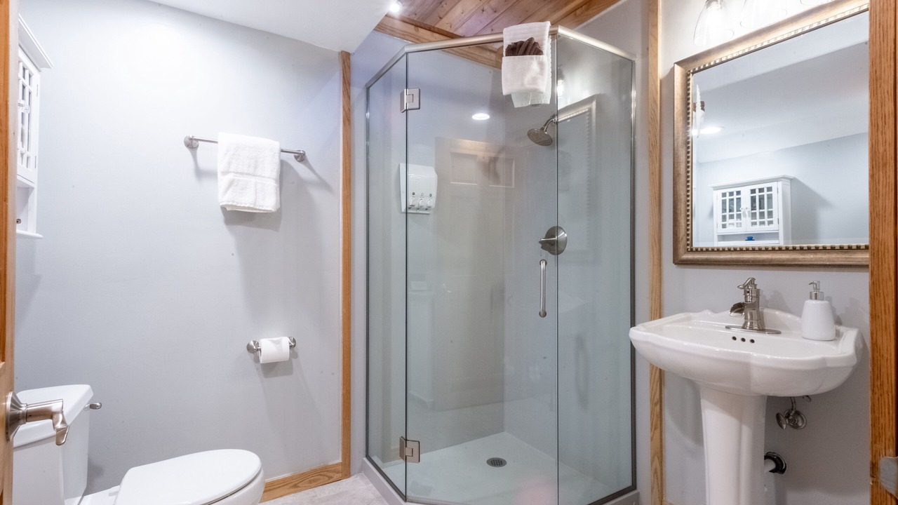 Photo of Bathroom in Evergreen