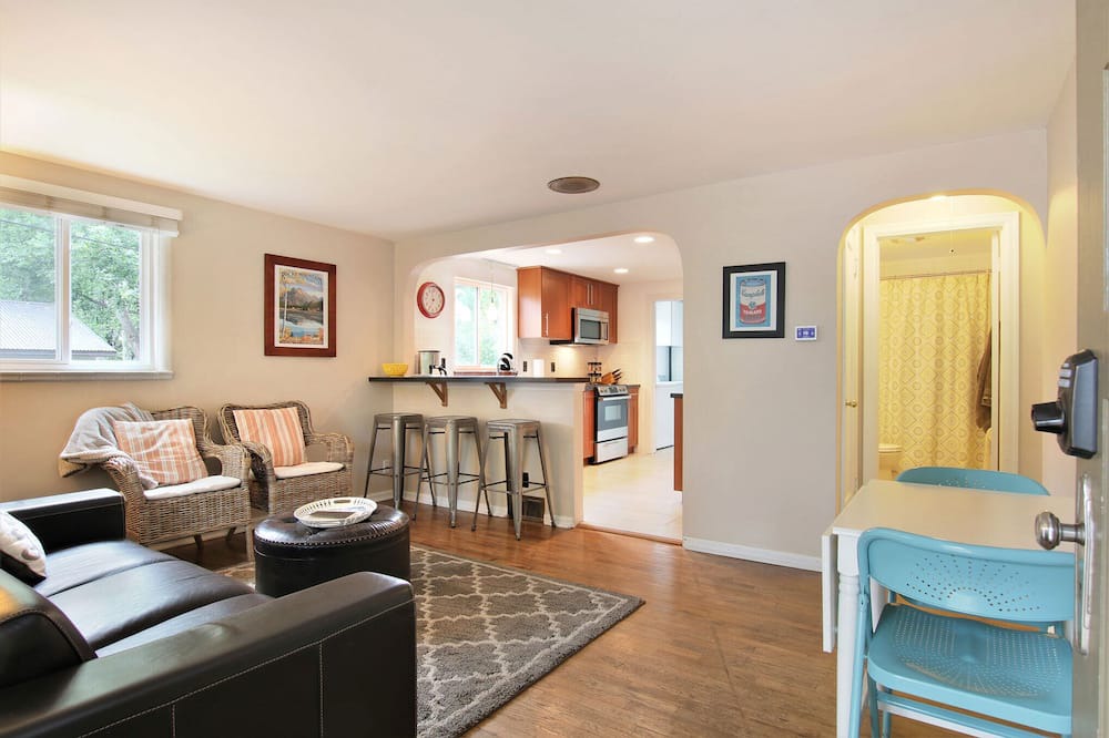 Photo of Livingroom in Historic Fort Collins High School