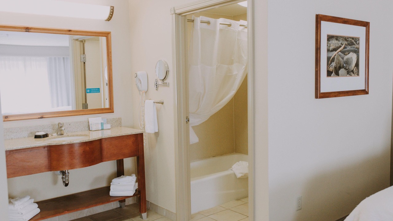 Photo of Bathroom in Green River