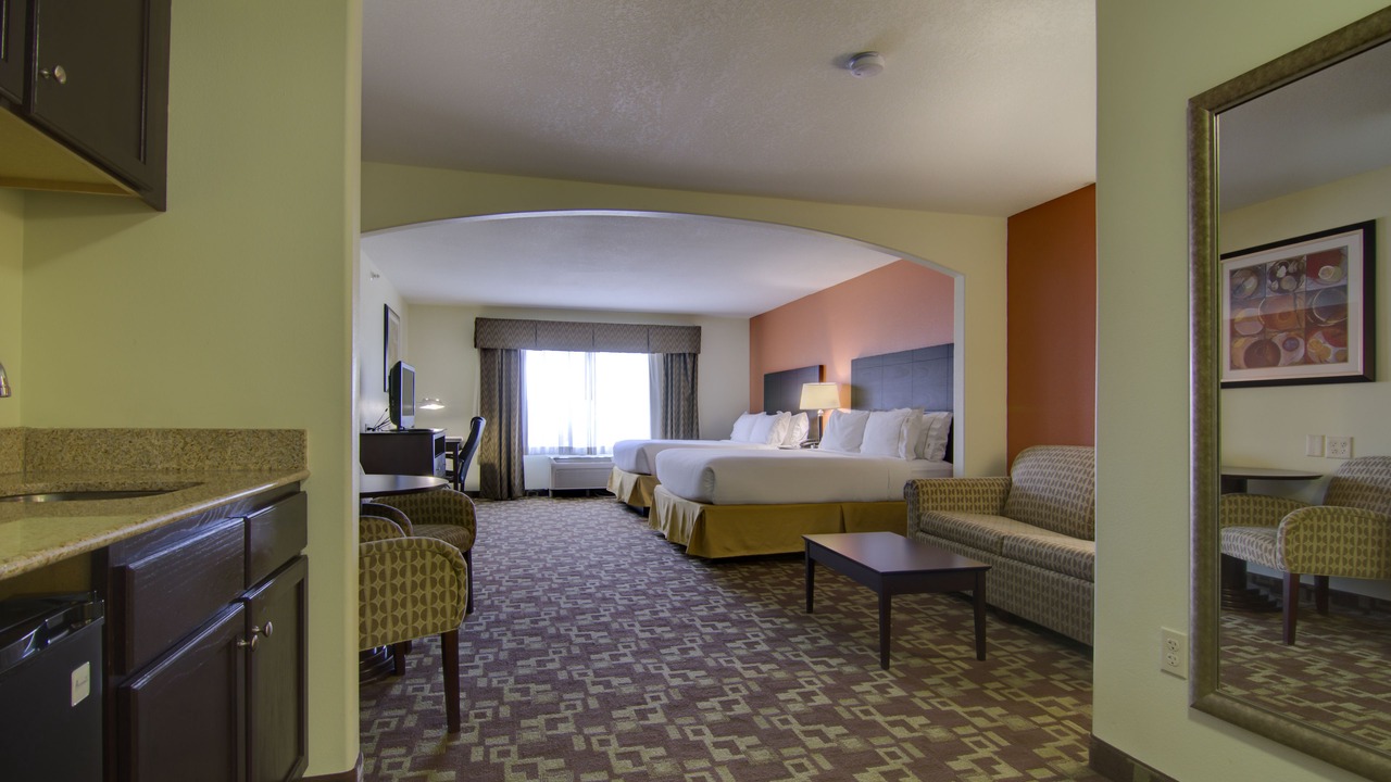 Photo of Bedroom in South Kansas City