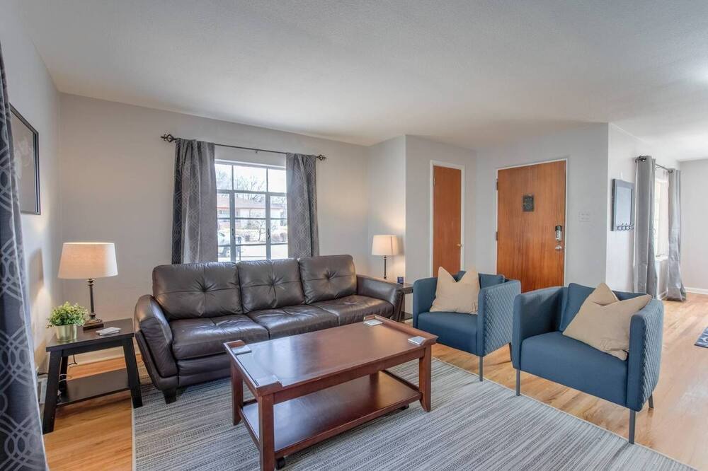 Photo of Bedroom in Central Colorado Springs