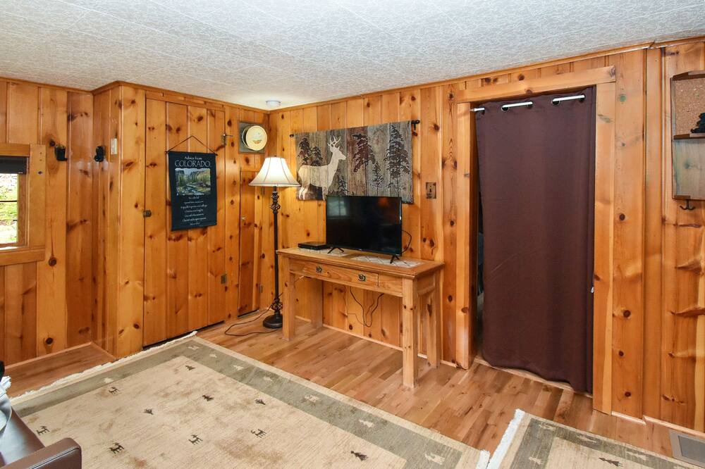 Photo of Bedroom in Lyons