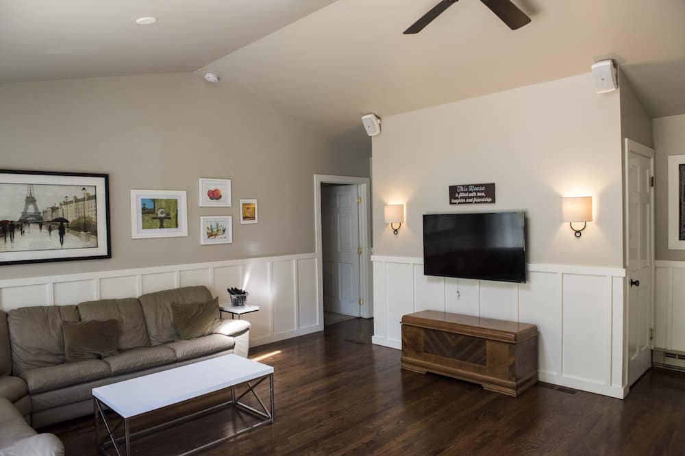Photo of Bedroom in Panorama Heights