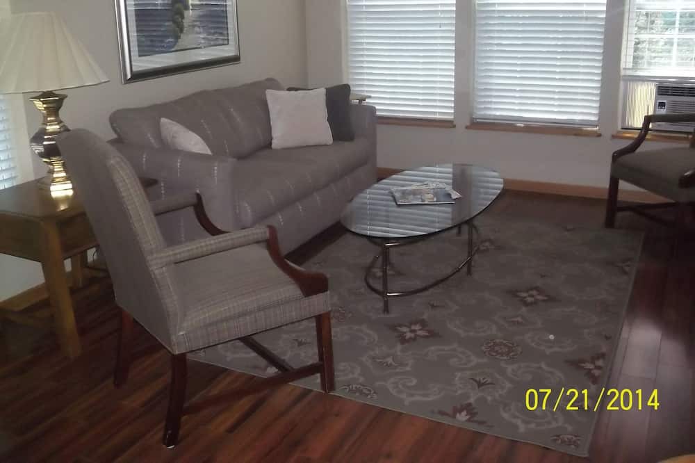 Photo of Livingroom in Historic Fort Collins High School
