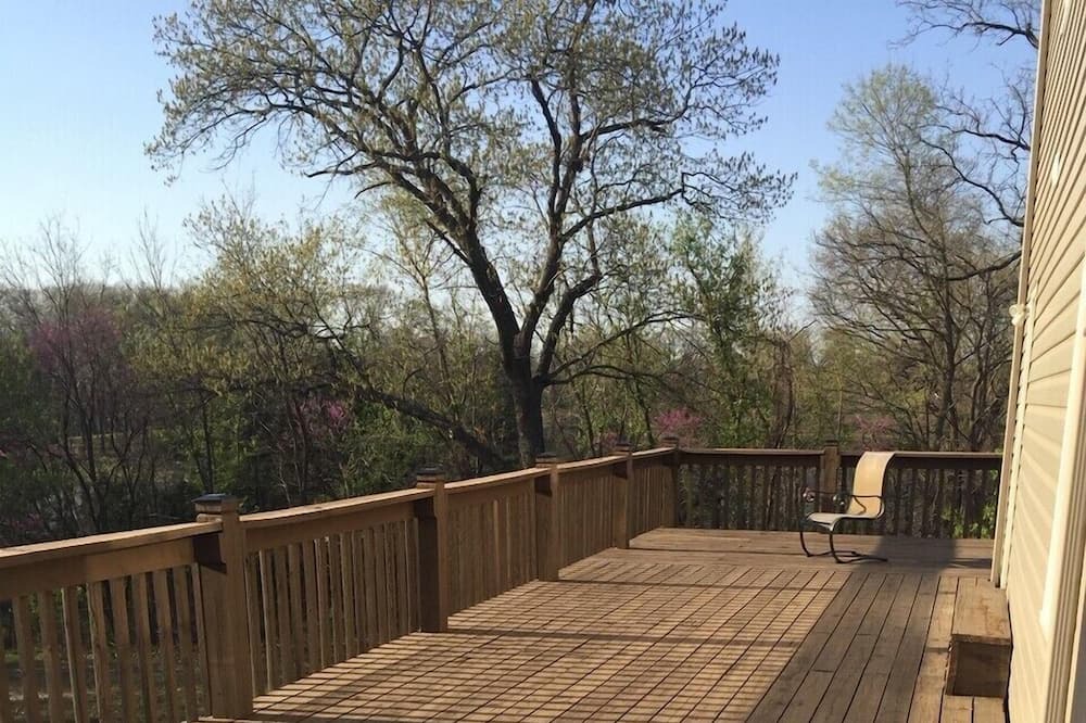 Photo of Patio Balcony in Edwardsville