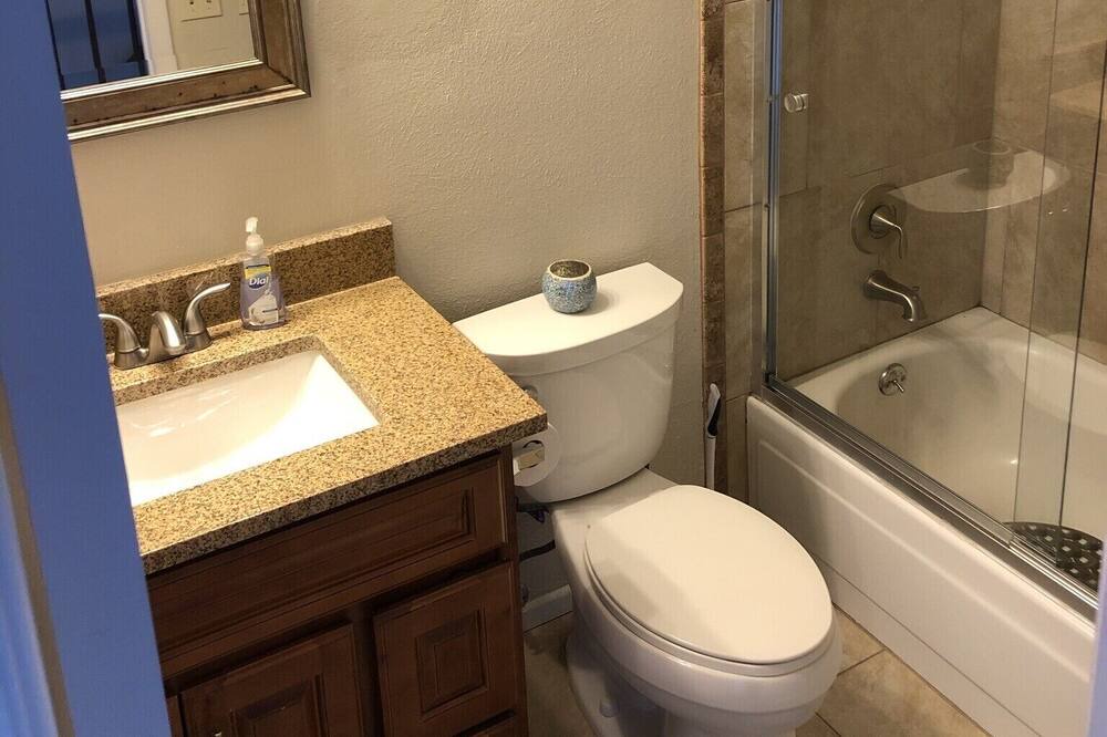 Photo of Bathroom in Aurora