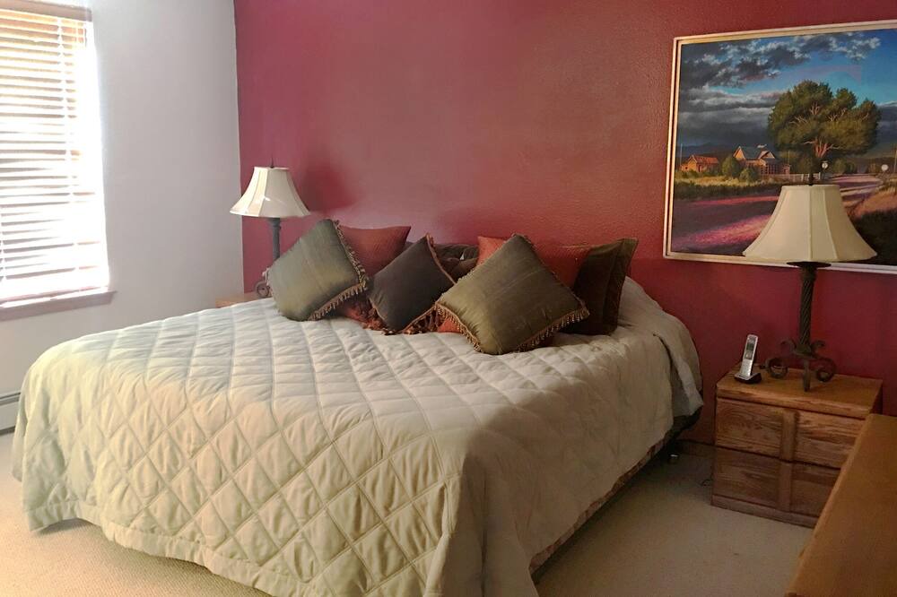 Photo of Bedroom in Amalia