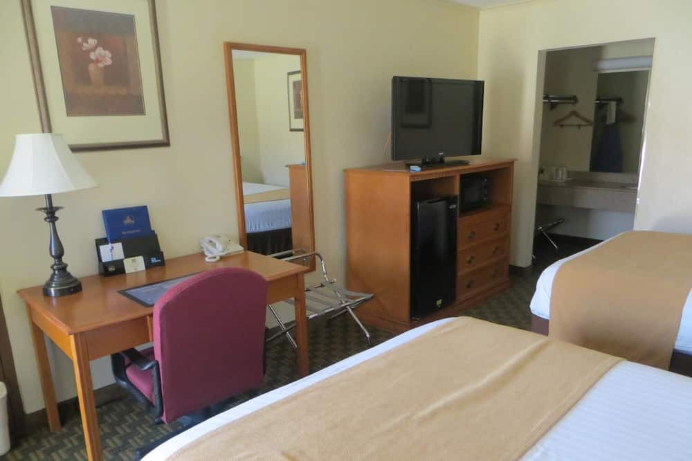 Photo of Bedroom in Newton