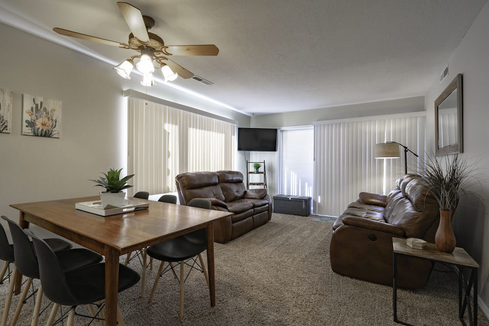 Photo of Livingroom in St. George