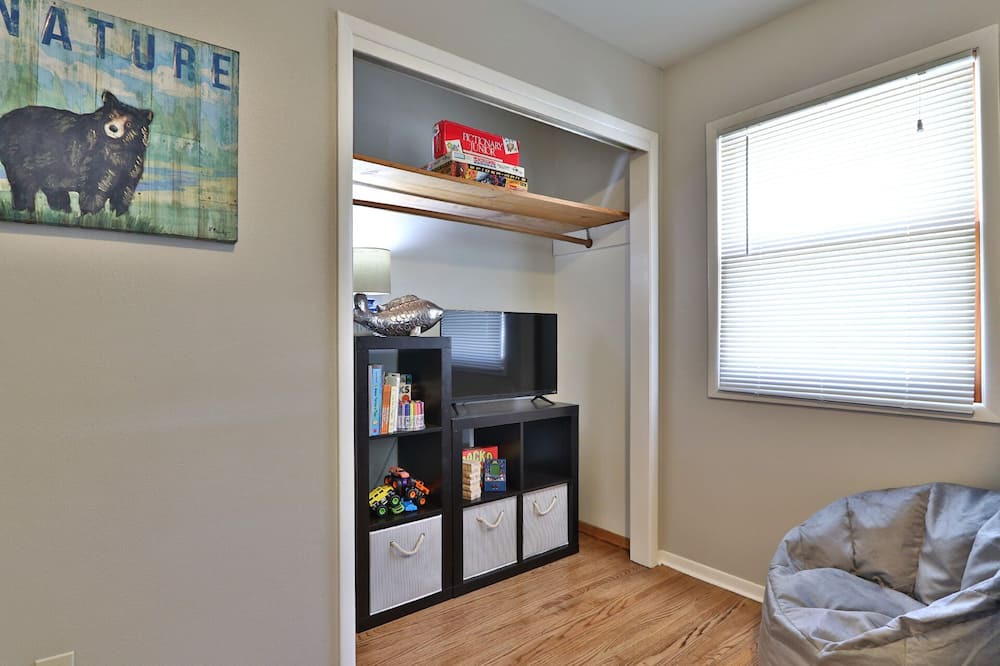 Photo of Bedroom in Milford