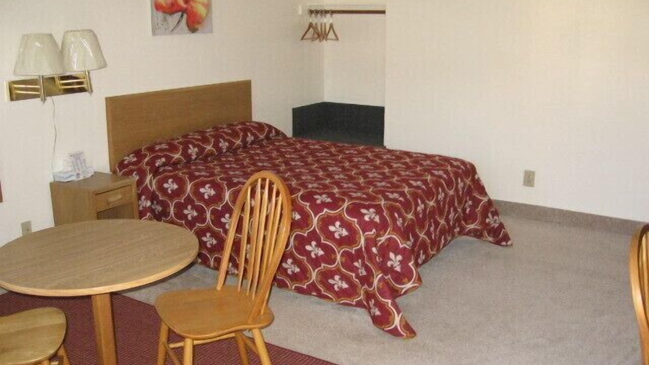 Photo of Bedroom in Green River
