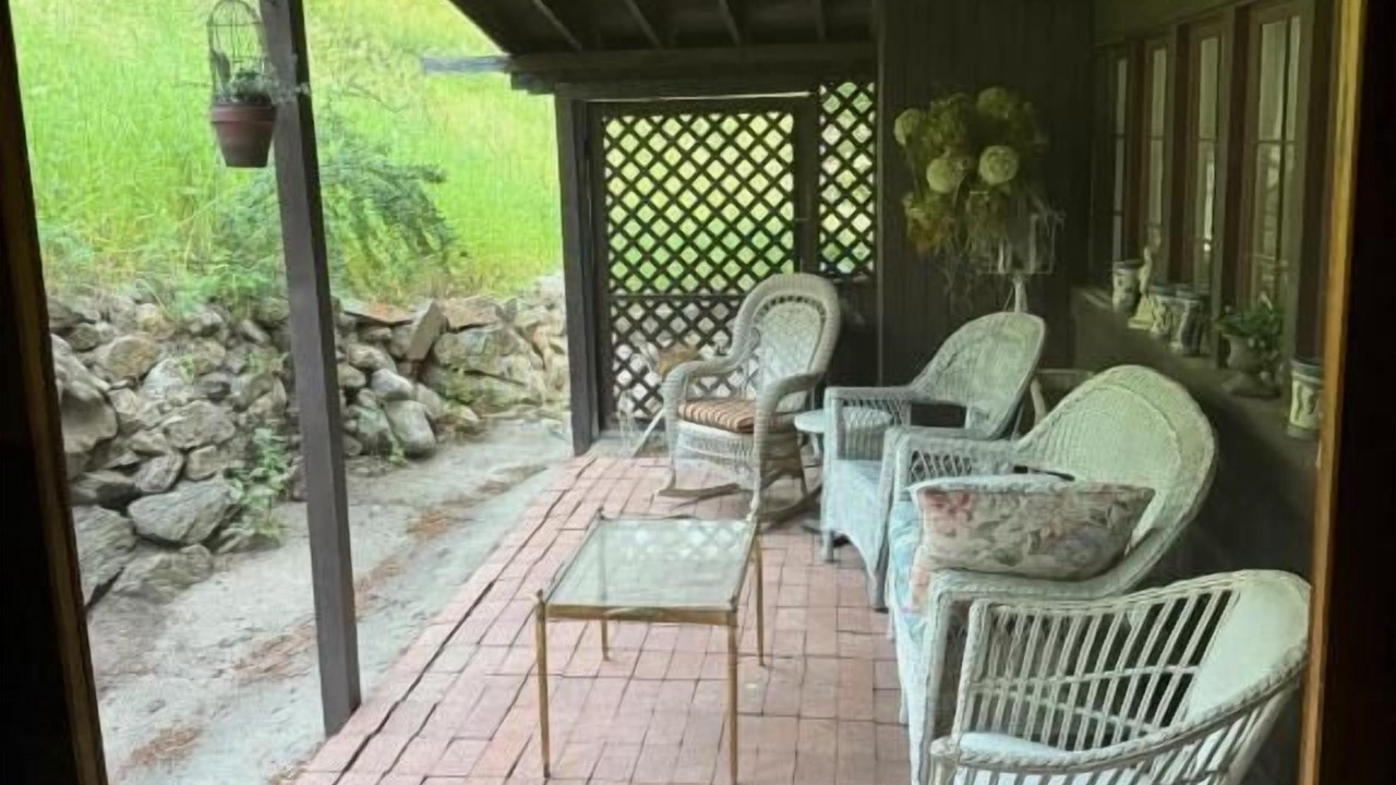 Photo of Bedroom in Glen Haven