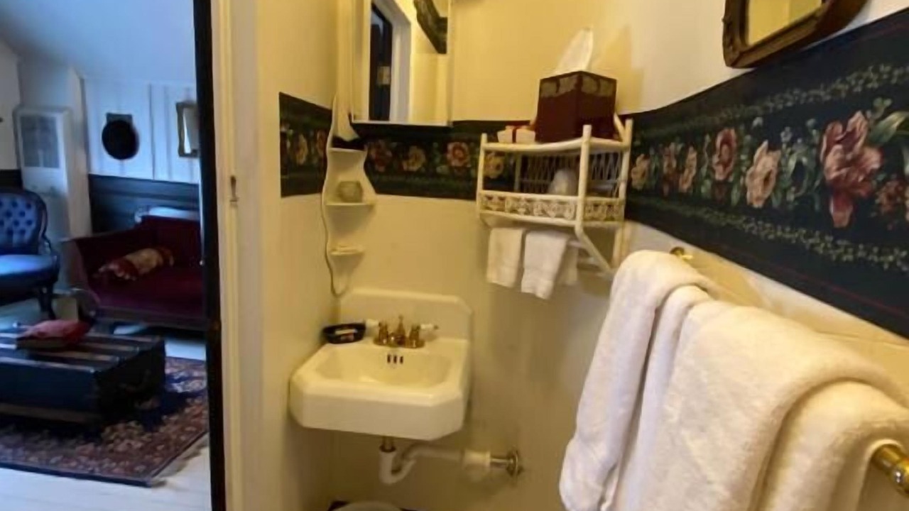 Photo of Bathroom in Glen Haven