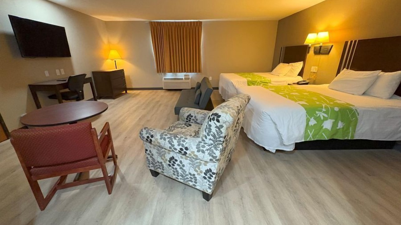 Photo of Bedroom in Larned