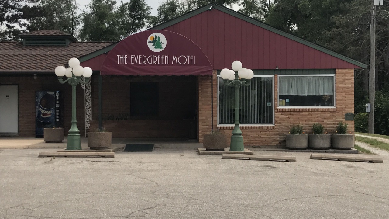 Photo of Outdoor in Pratt