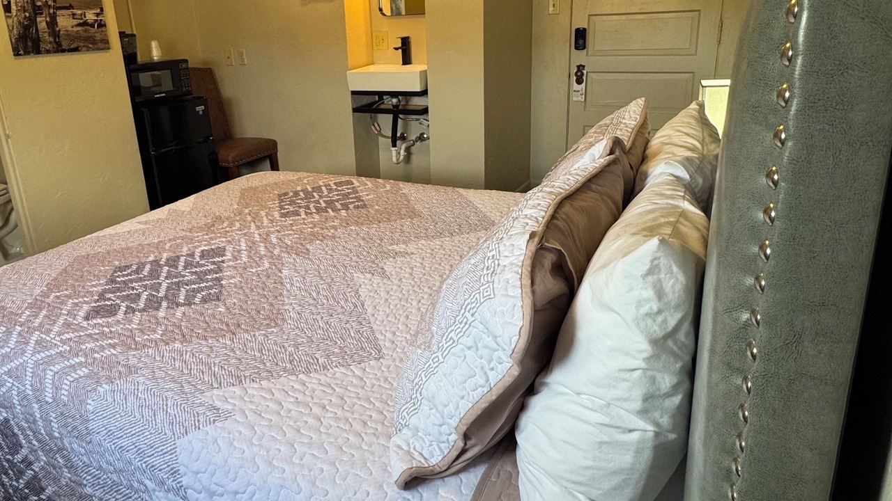 Photo of Bedroom in Douglas