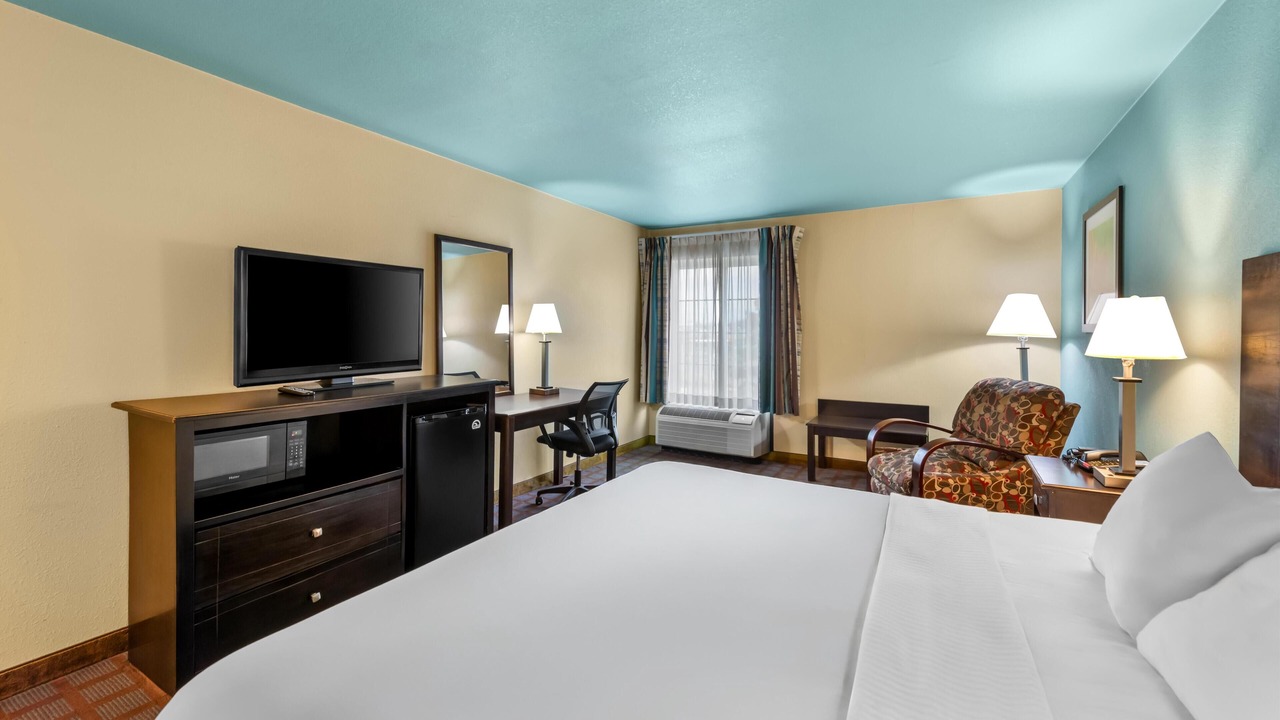 Photo of Bedroom in Blue Springs