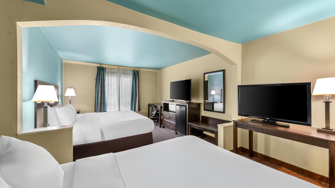 Photo of Bedroom in Blue Springs