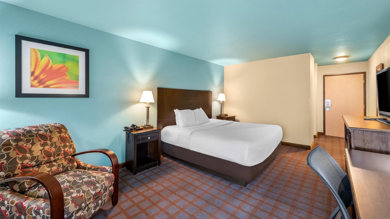 Photo of Bedroom in Blue Springs