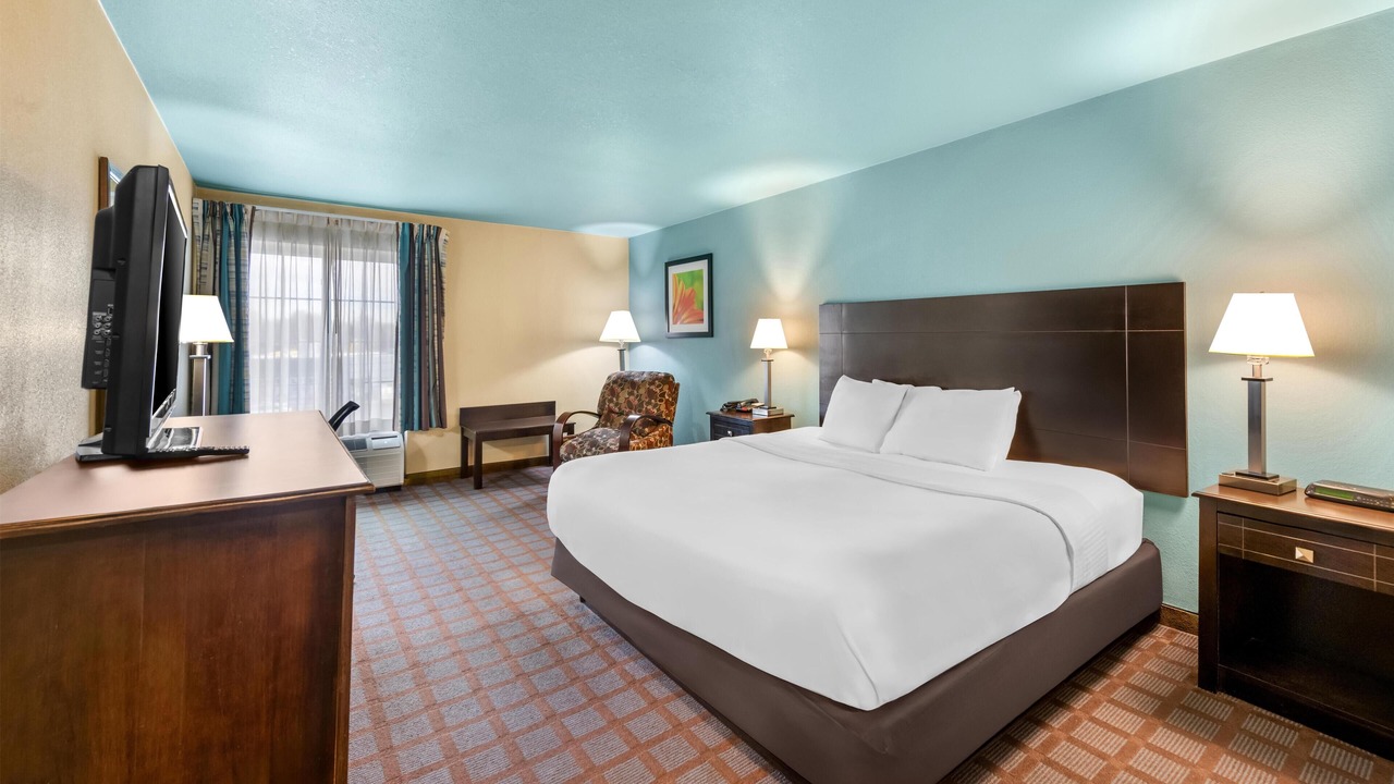 Photo of Bedroom in Blue Springs