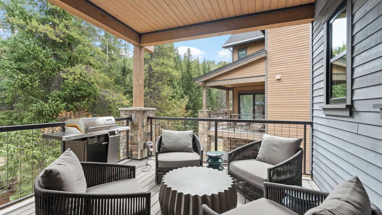 Photo of Outdoor in River Run