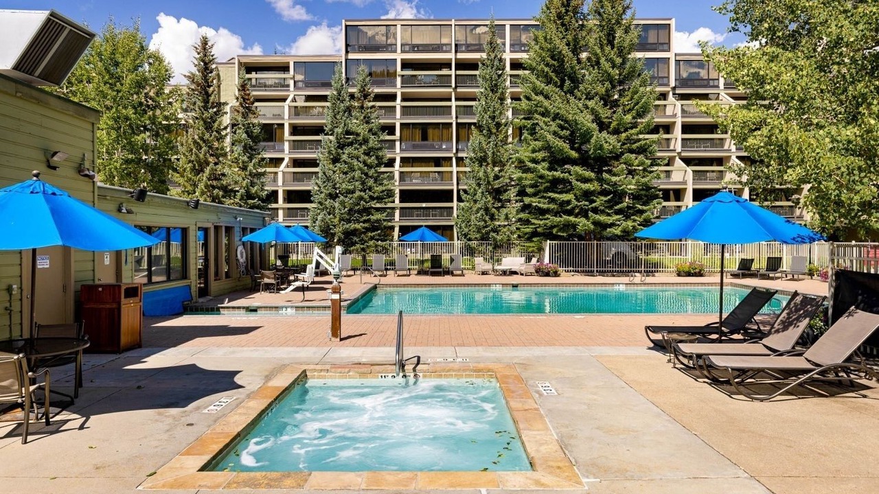 Photo of Outdoor in Lakeside Village