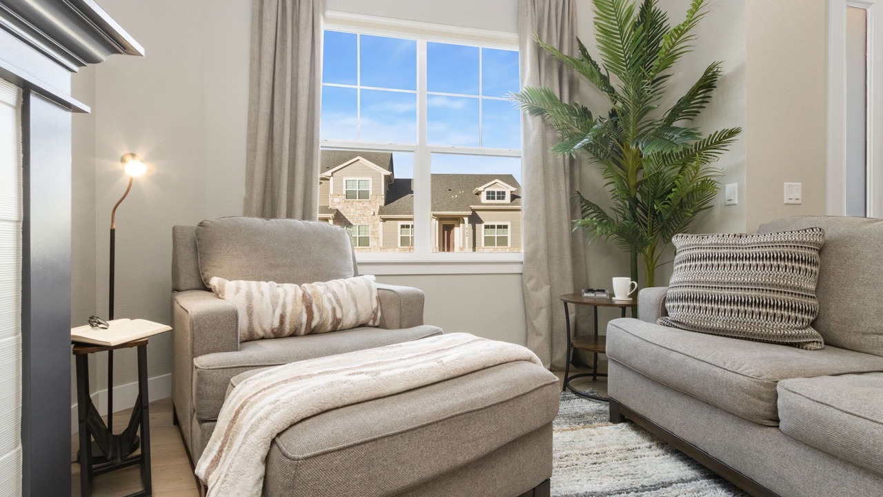 Photo of Livingroom in Centerra