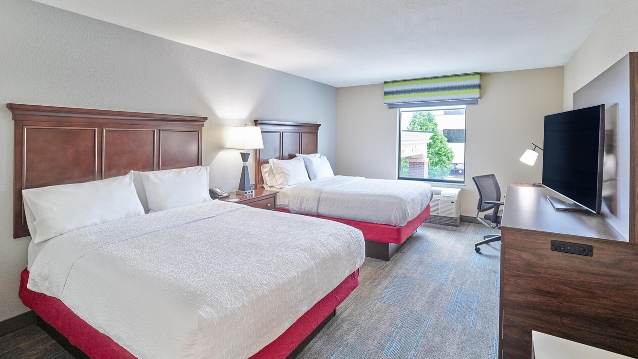 Photo of Bedroom in Aksarben - Elmwood Park