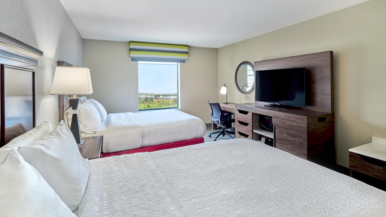 Photo of Bedroom in Aksarben - Elmwood Park