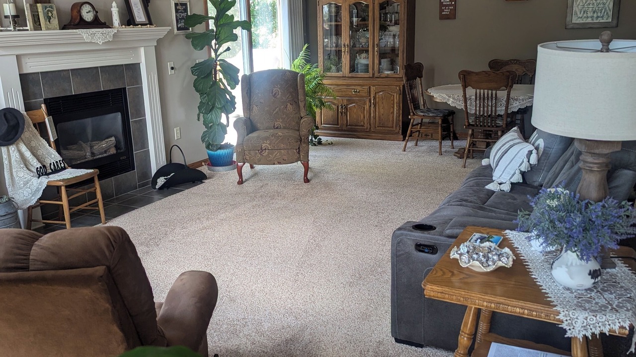Photo of Livingroom in Hesston