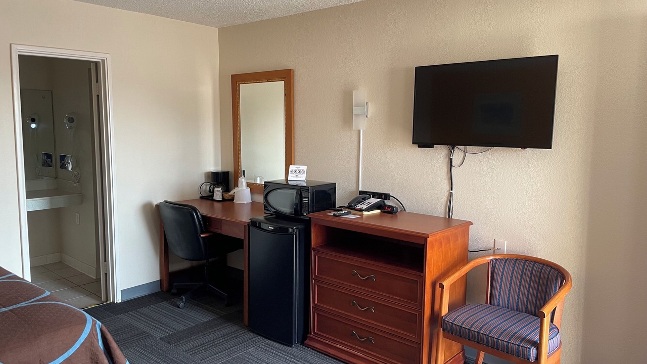 Photo of Bedroom in Pratt