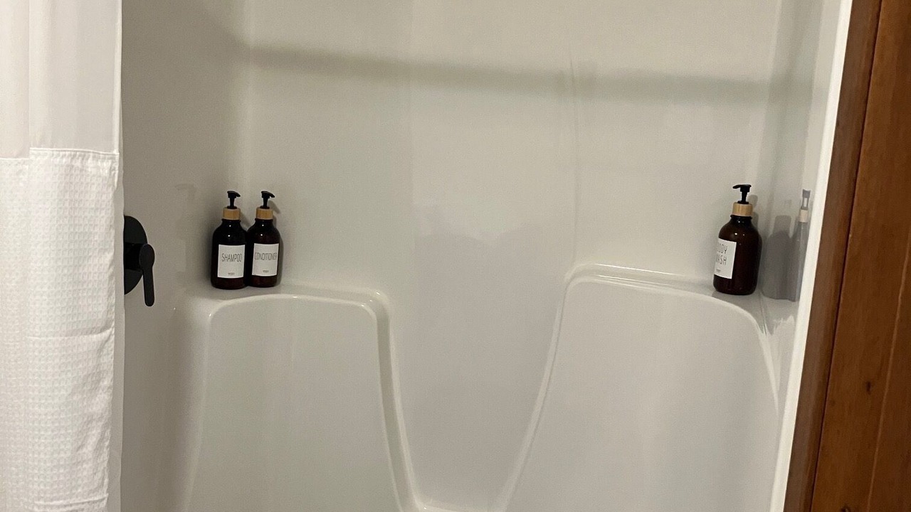 Photo of Bathroom in Wa Keeney