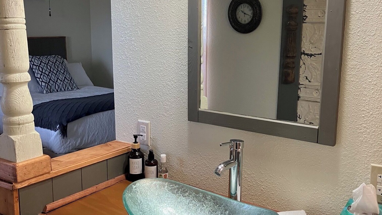 Photo of Bedroom in Wa Keeney