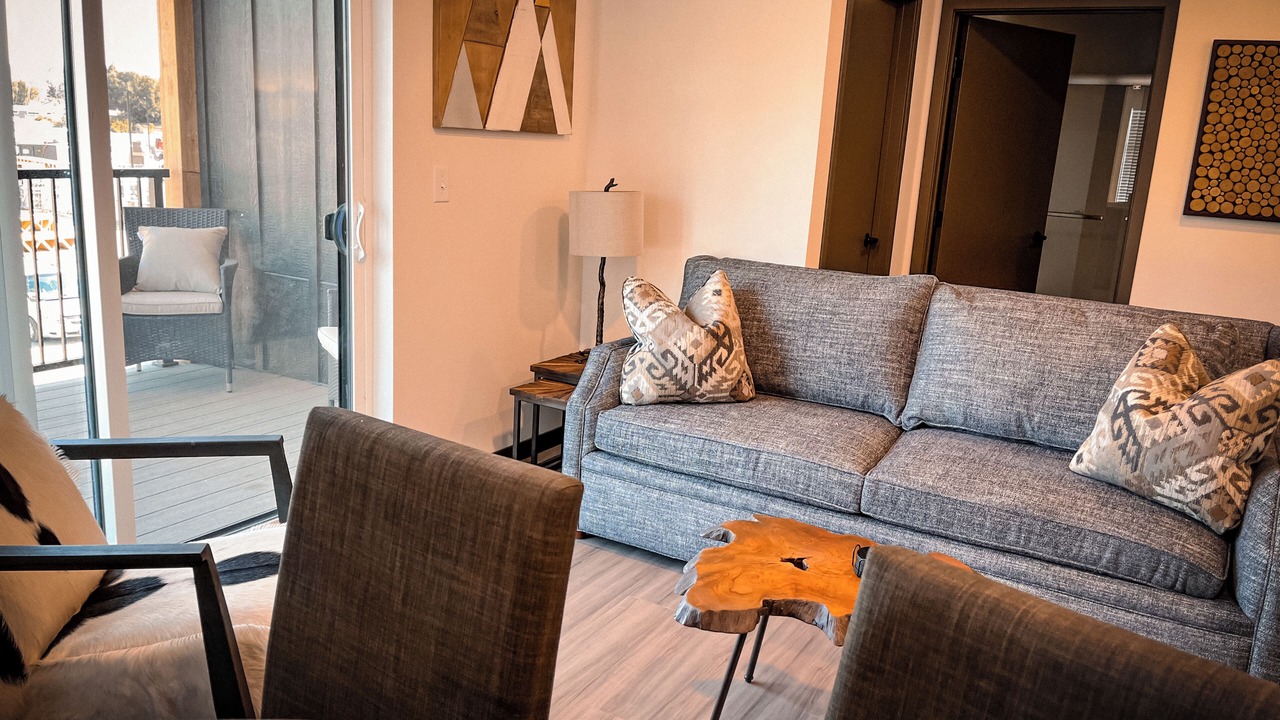 Photo of Livingroom in Hayden