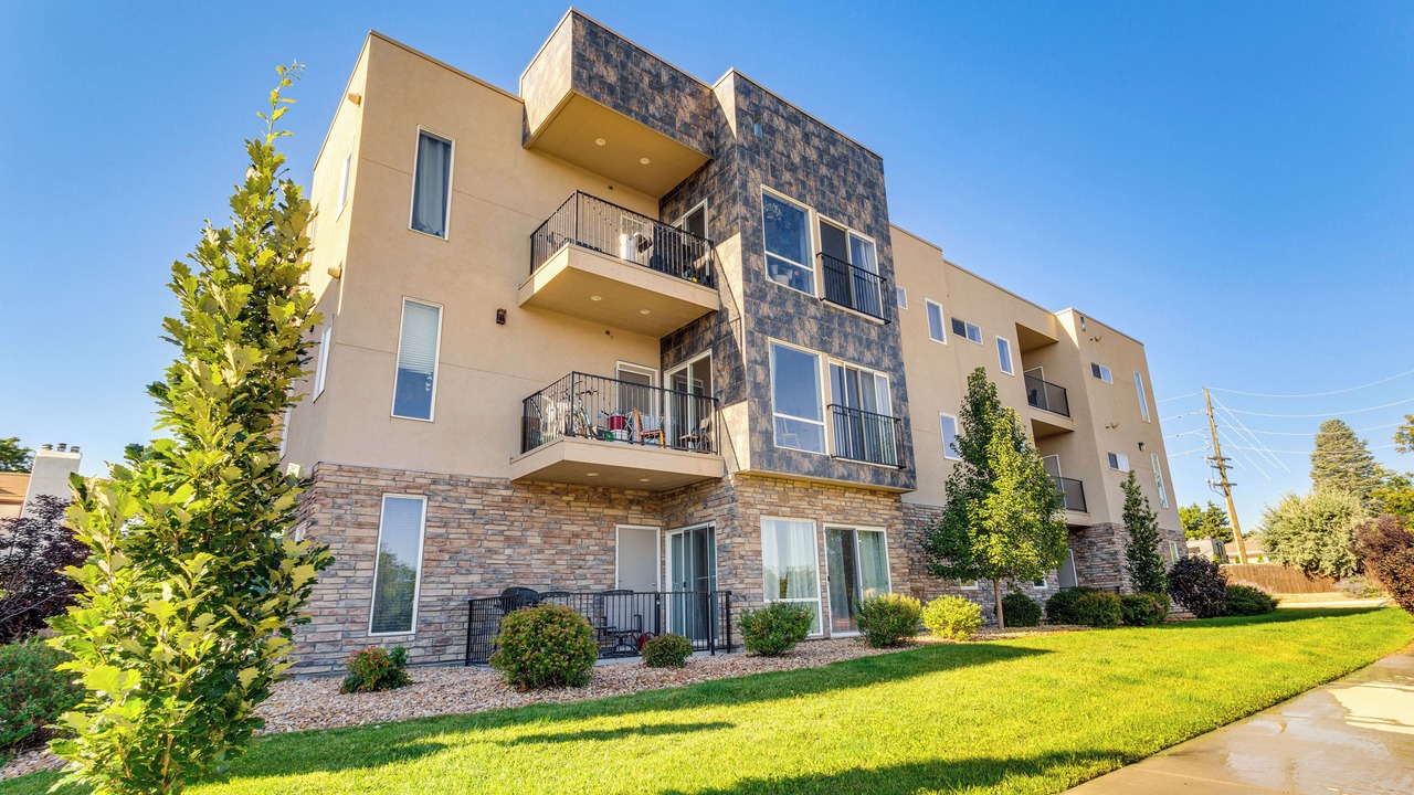 Photo of Outdoor in Meadow Hills
