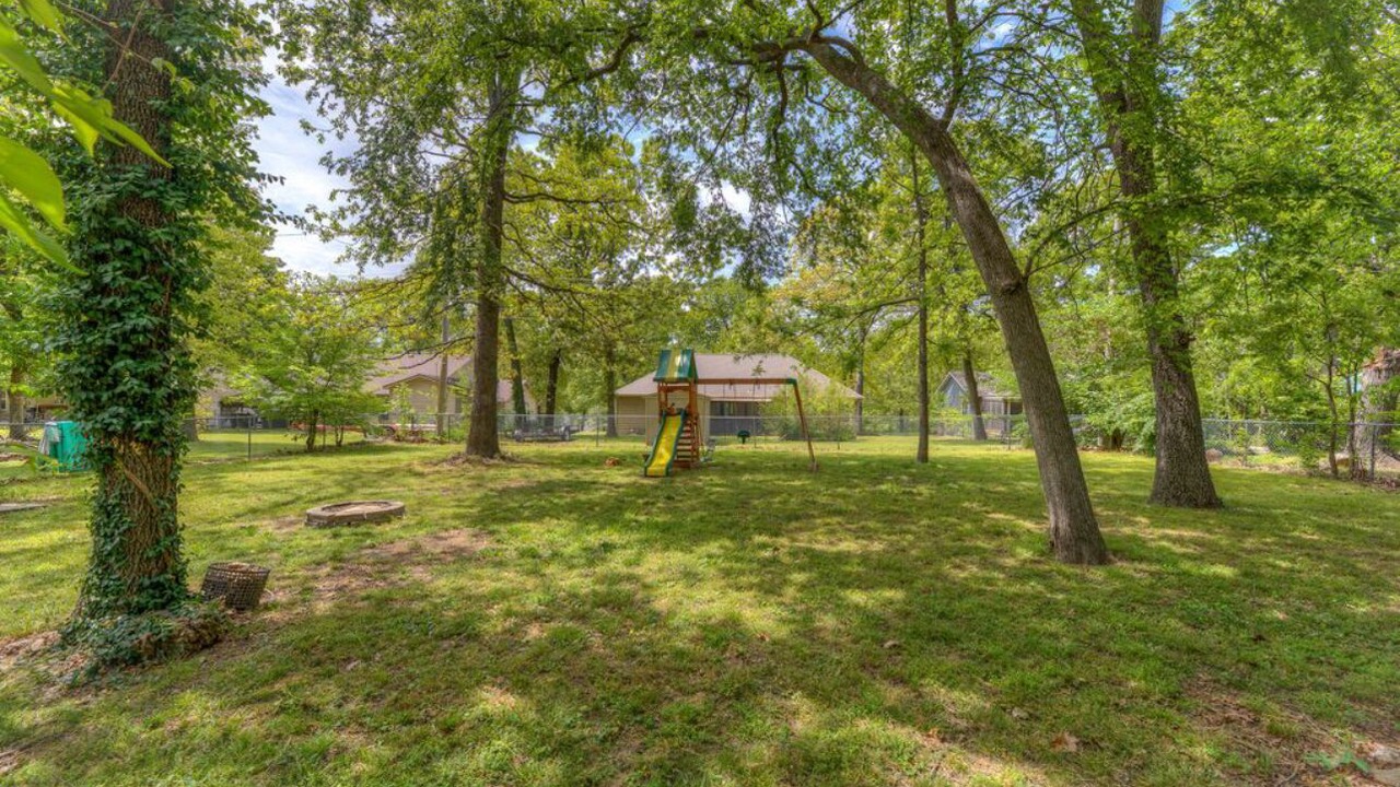 Photo of Outdoor in Grove