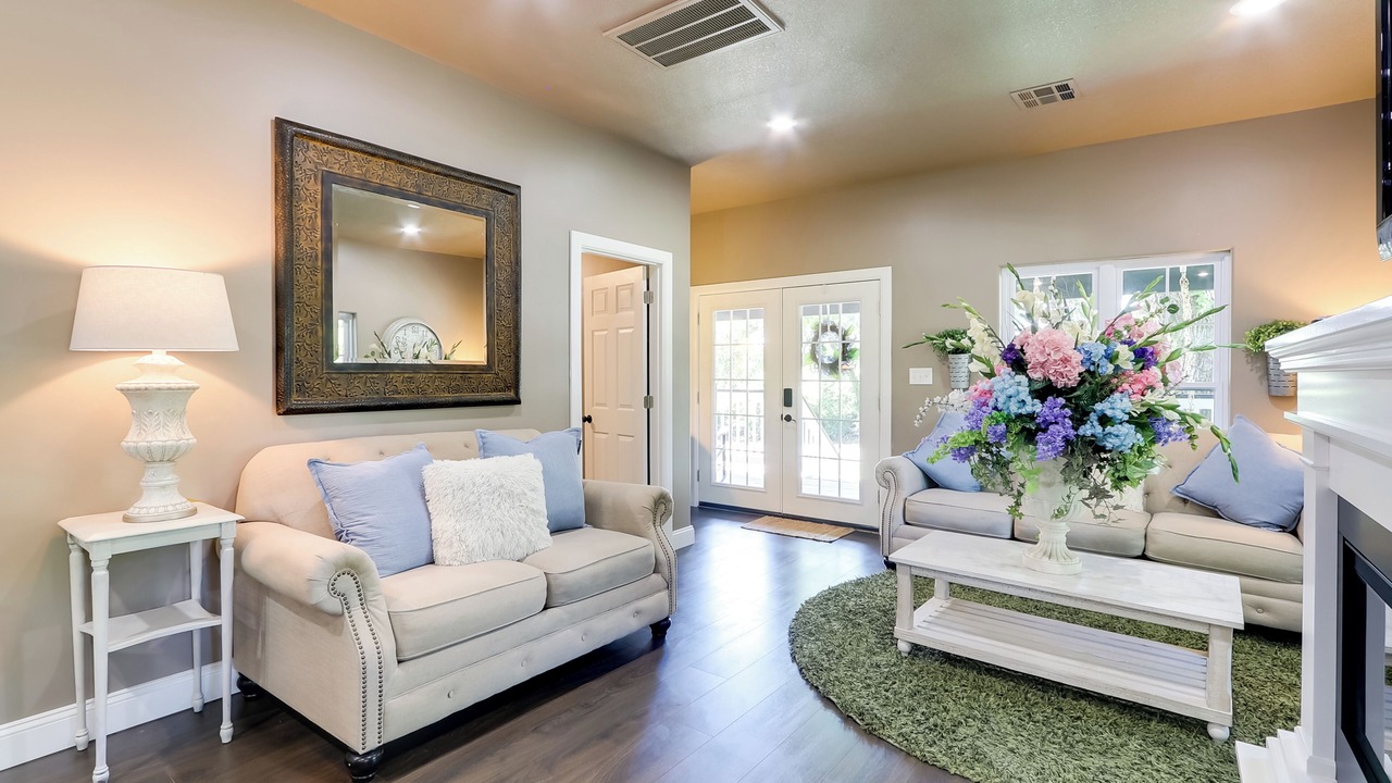 Photo of Livingroom in Belle Plaine