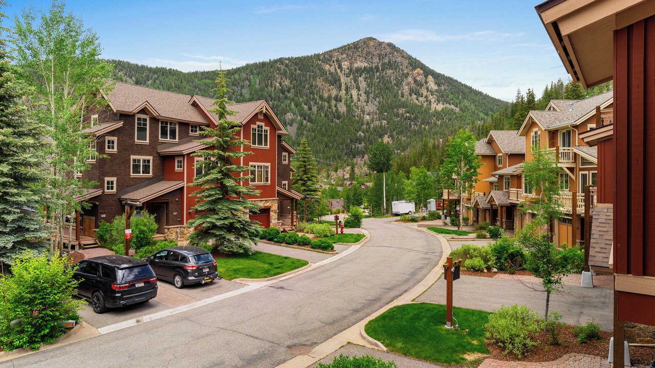 Photo of Others in Keystone