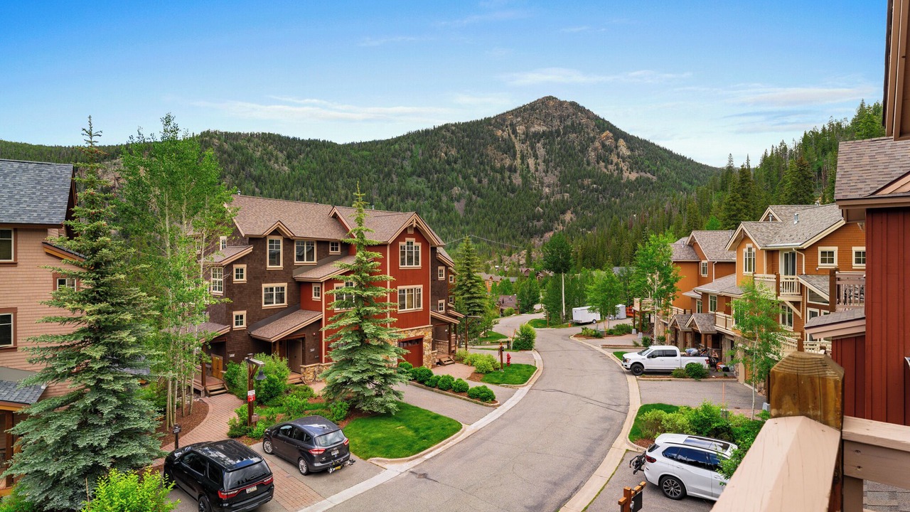 Photo of Others in Keystone