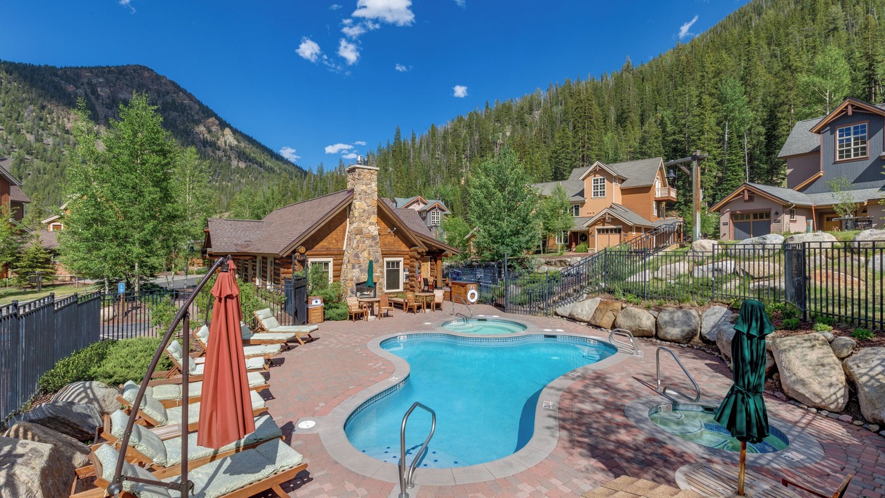 Photo of Others in Keystone