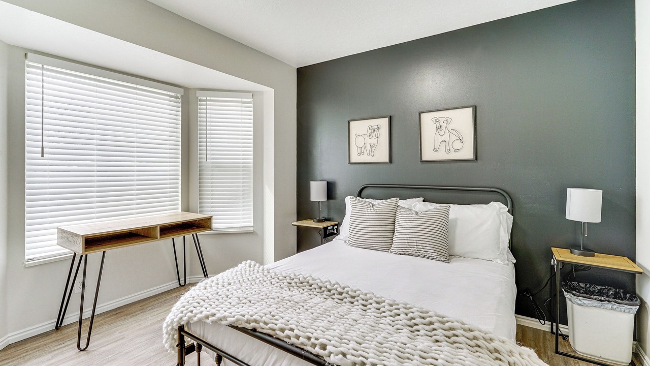 Photo of Bedroom in Centerville