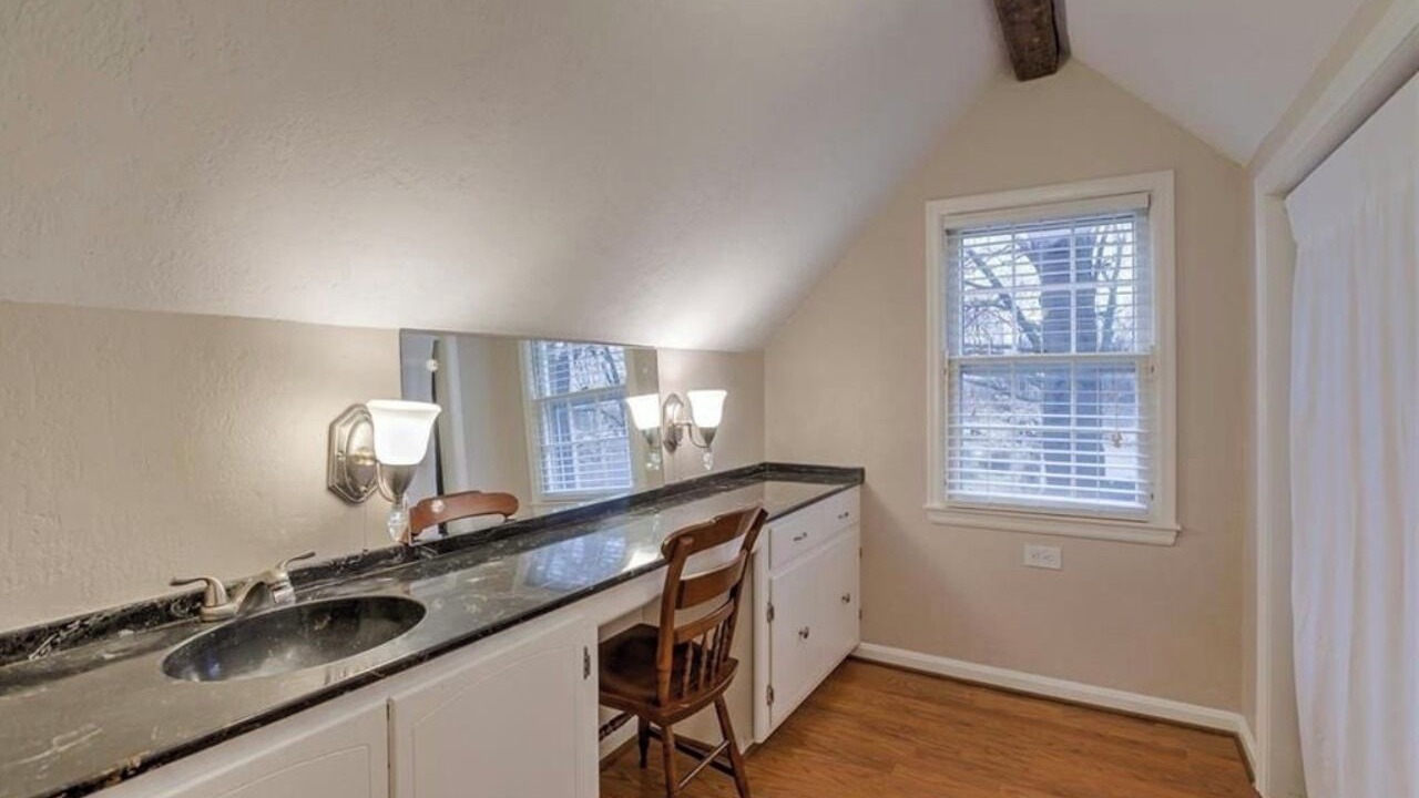 Photo of Kitchen in Roeland Park
