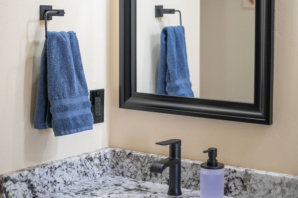 Photo of Bathroom in Hildale
