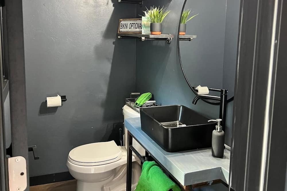 Photo of Bathroom in Bel-air Heights